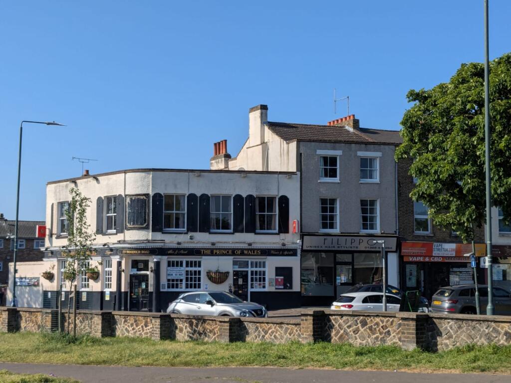 Local Shops and amenities
