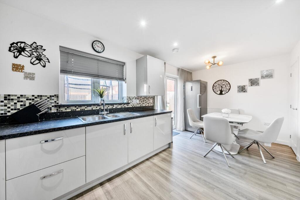Kitchen Diner
