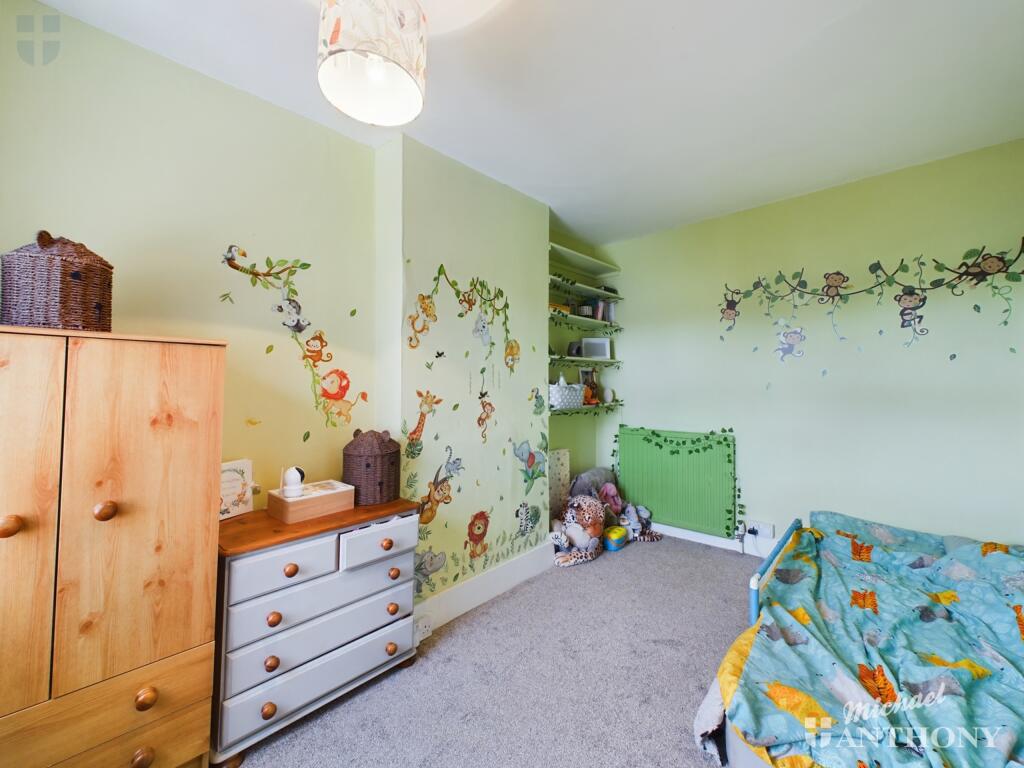 CAM03218G0-PR0510-STILL003