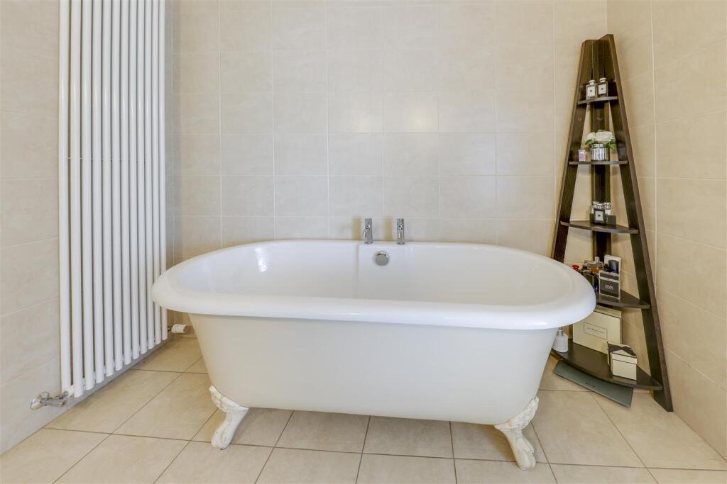 Feature Bath