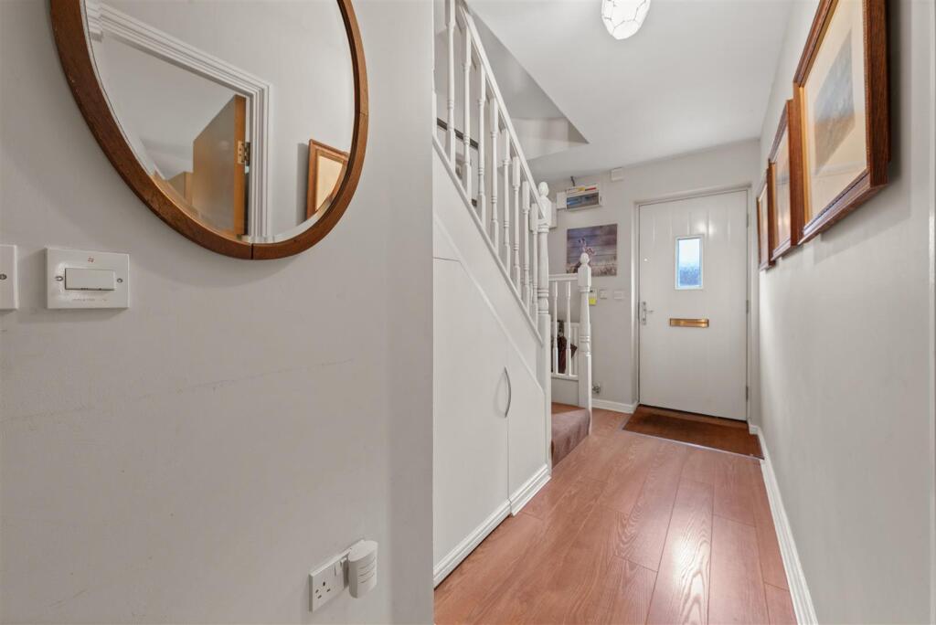 3 Childsbridge Farm Place 26.jpg