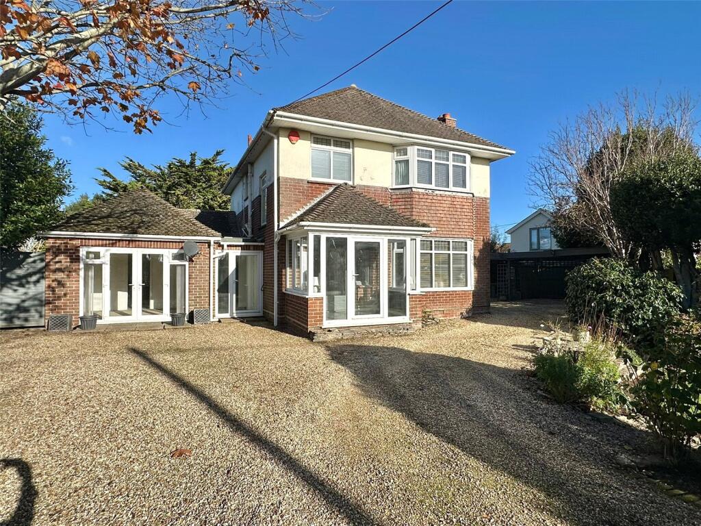 Keyhaven Road, Milford on Sea, Lymington, Hampshire, SO41