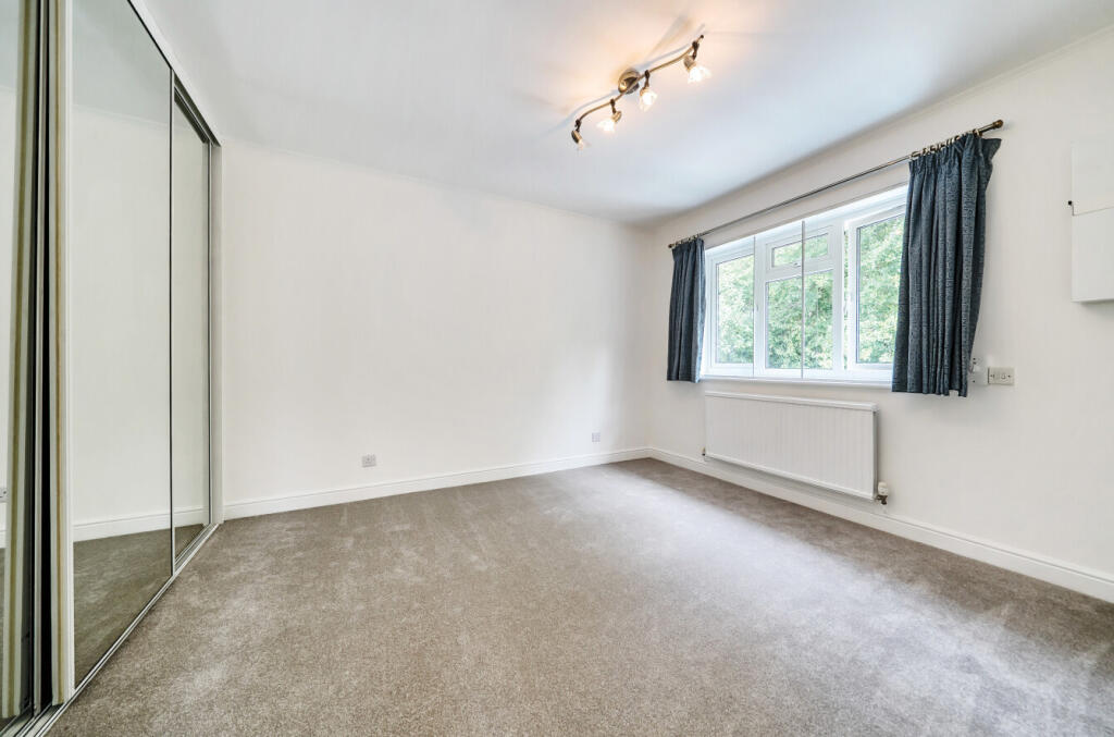 1339578-7-6895ddf...