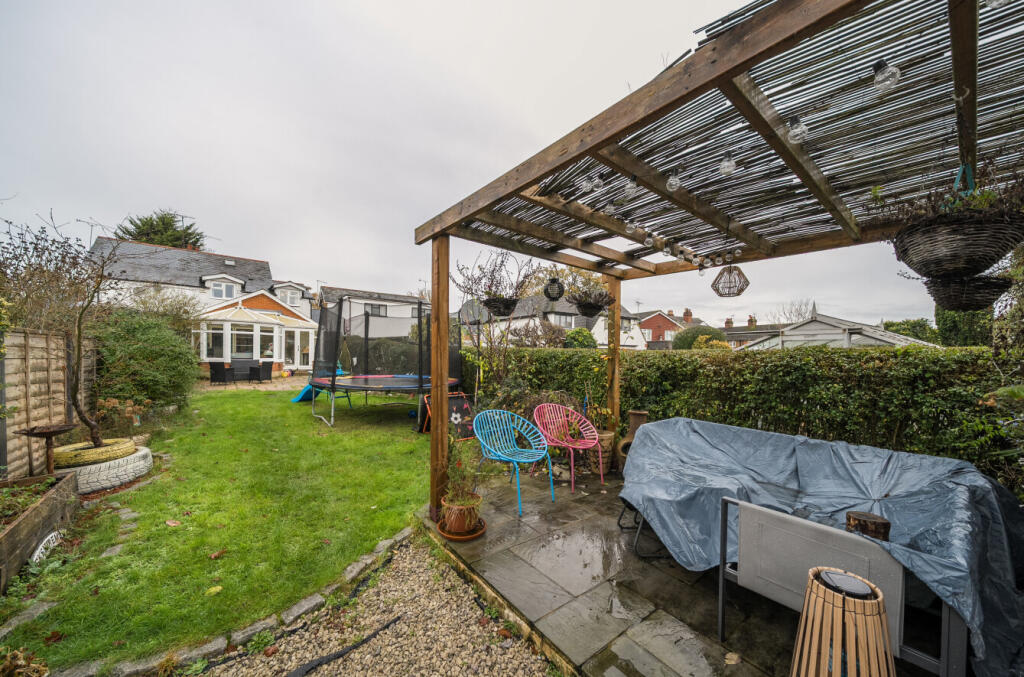 1381435-9-691daba...