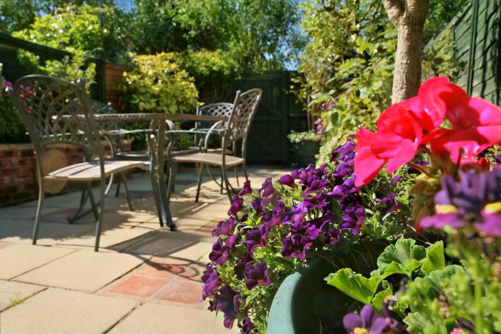 Garden.JPG