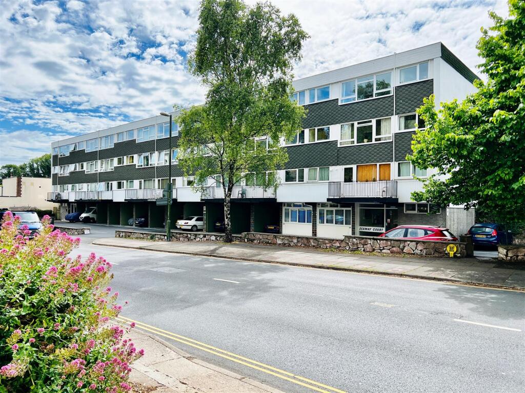 10 Seaway Court