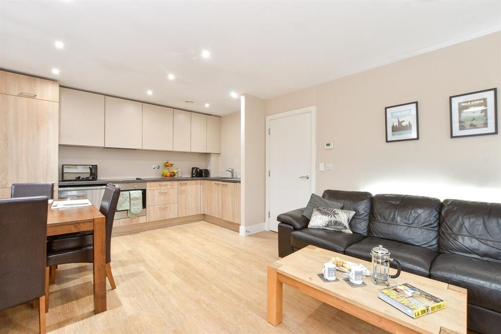 Kitchen/Living Room
