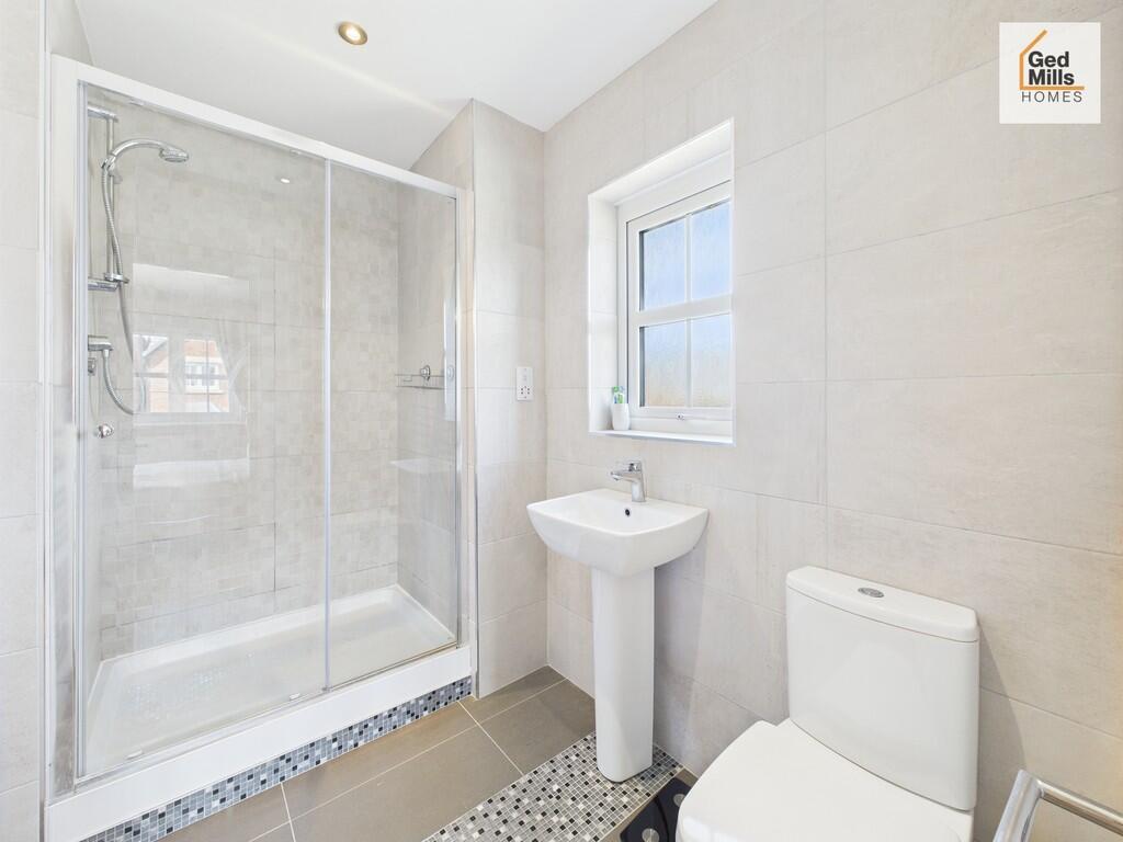 CAM04261G0-PR0056...