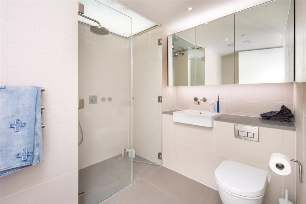 Bathroom View 2