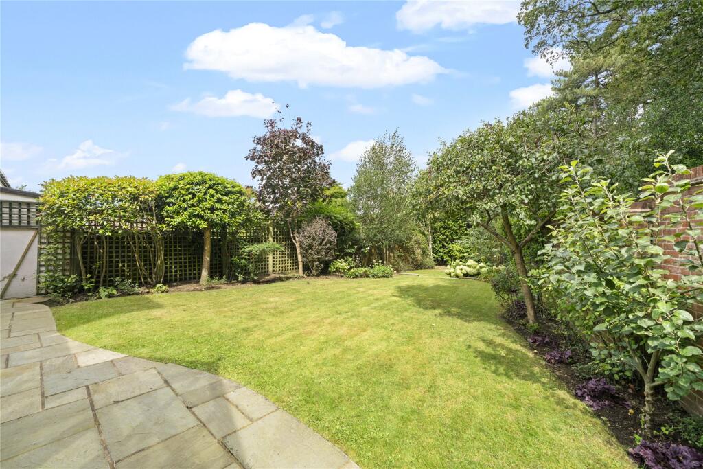 Terrace &amp; Garden