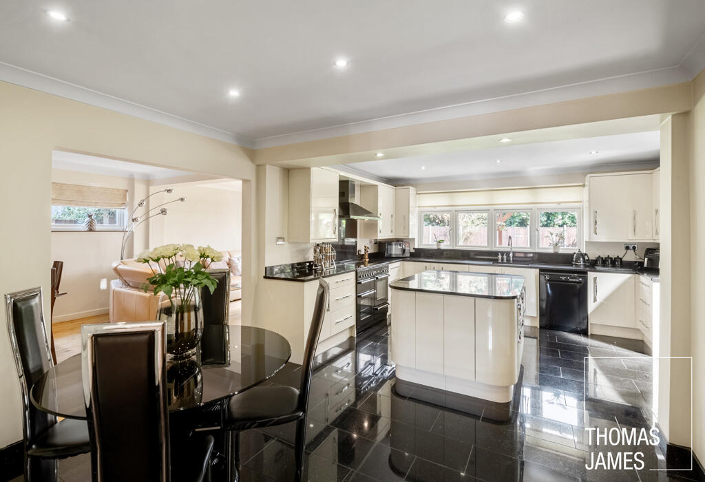 1 Athole Gardens, family room