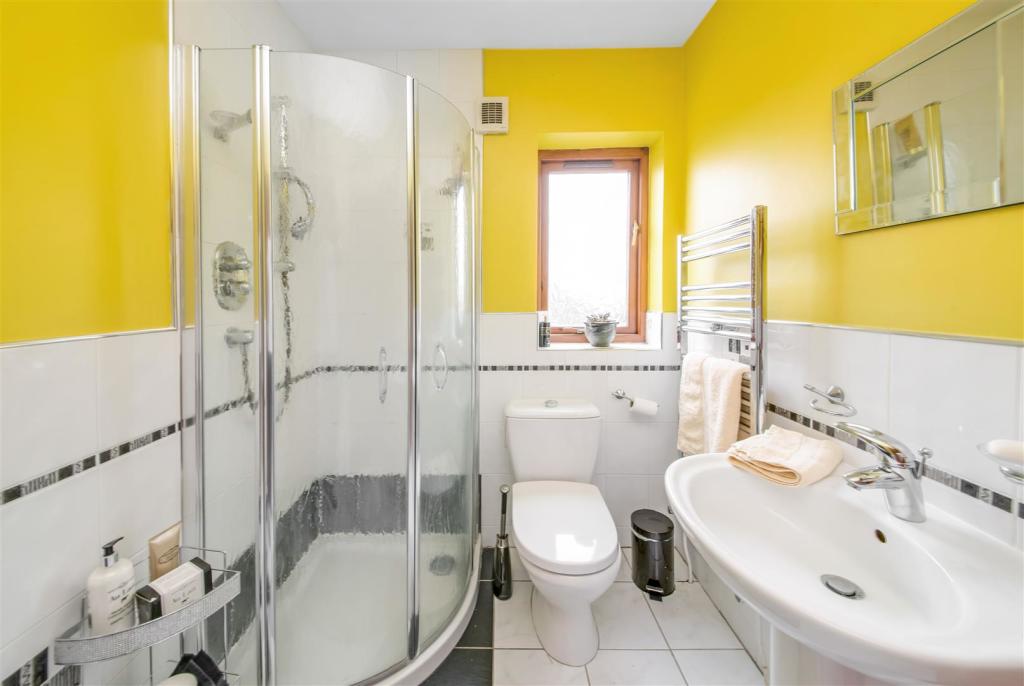 EN-SUITE SHOWER ROOM TO BEDROOM ONE