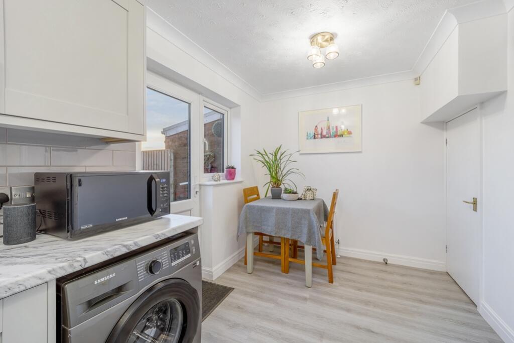 56 Amos Way (Sibsey)-14