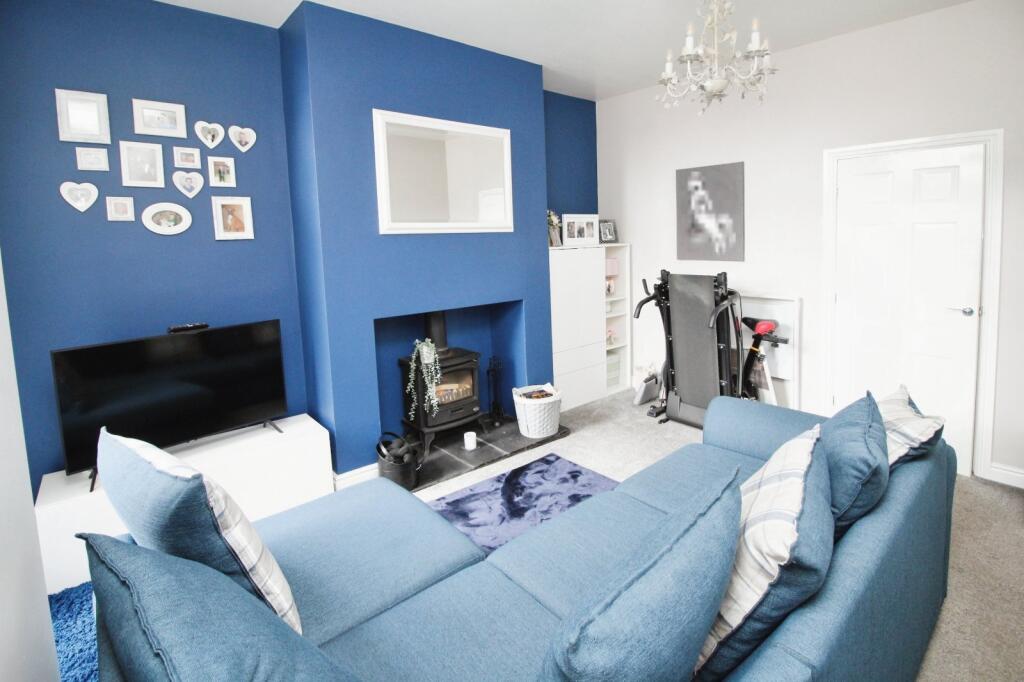 Dining/Second Lounge