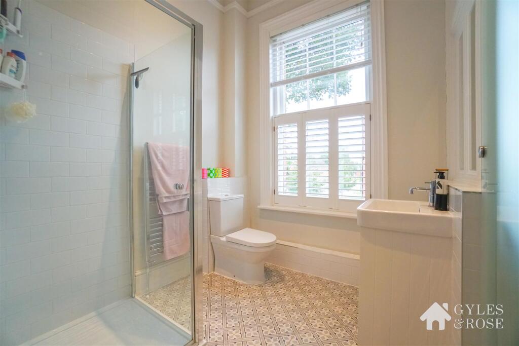 Ensuite and Wardrobe