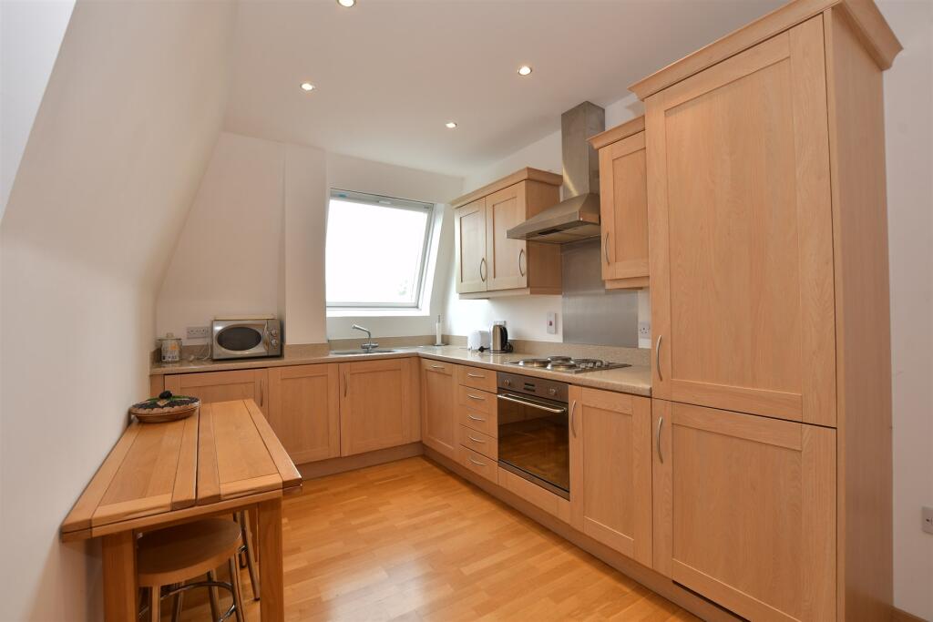 Lounge/Kitchen/ Dining Room