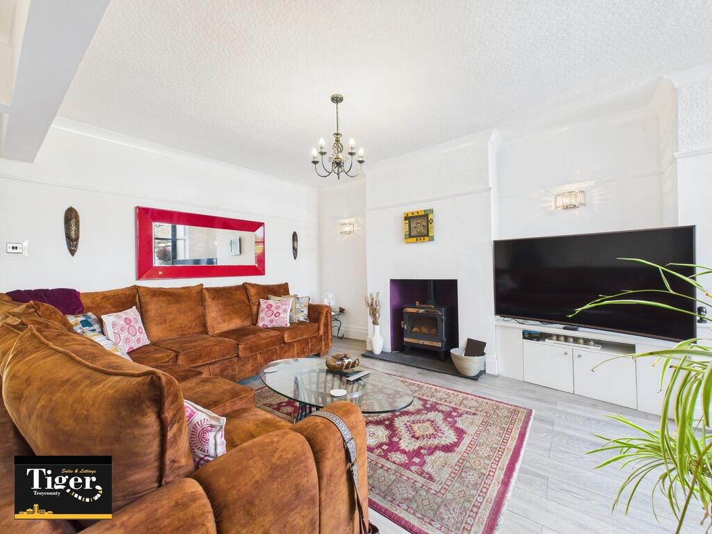 CAM03440G0-PR0415...