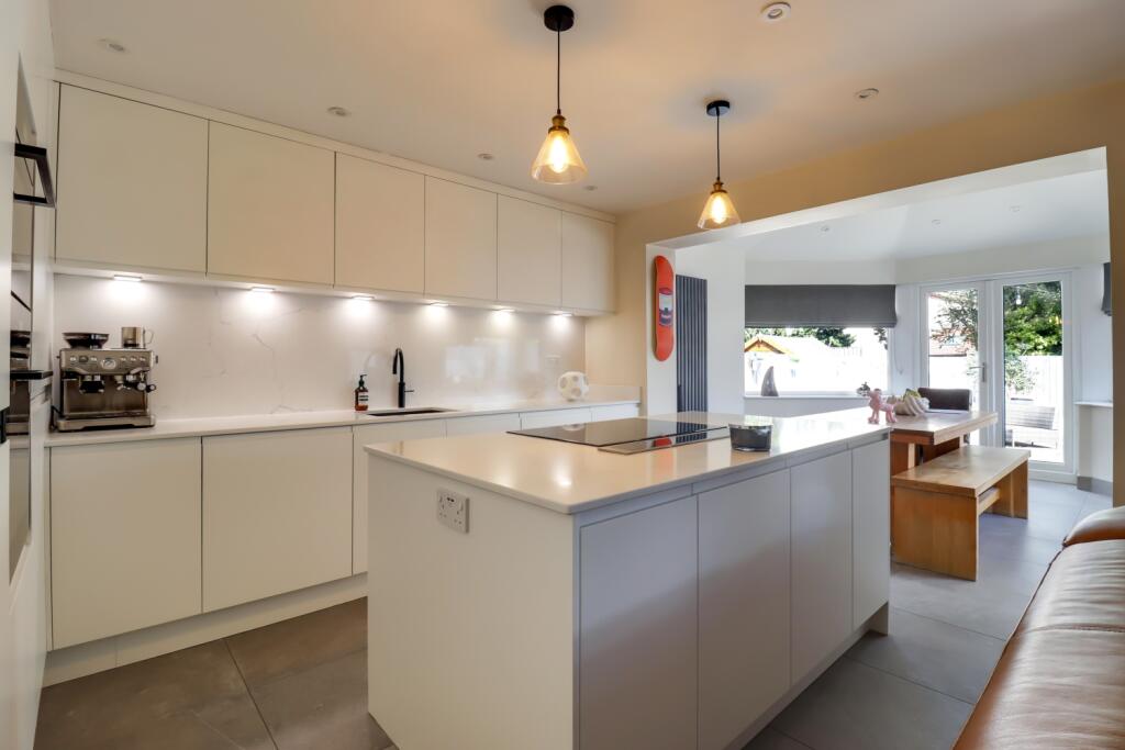 6- Rob Hammond EweMove Pontefract