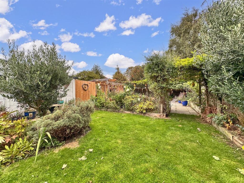 Garden 087
