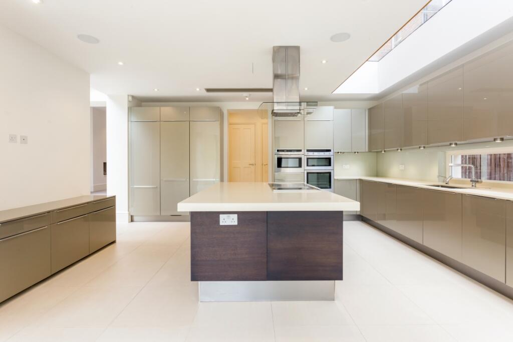 Coolhurst Road, 2...