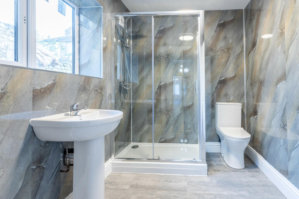 Downstairs Shower...