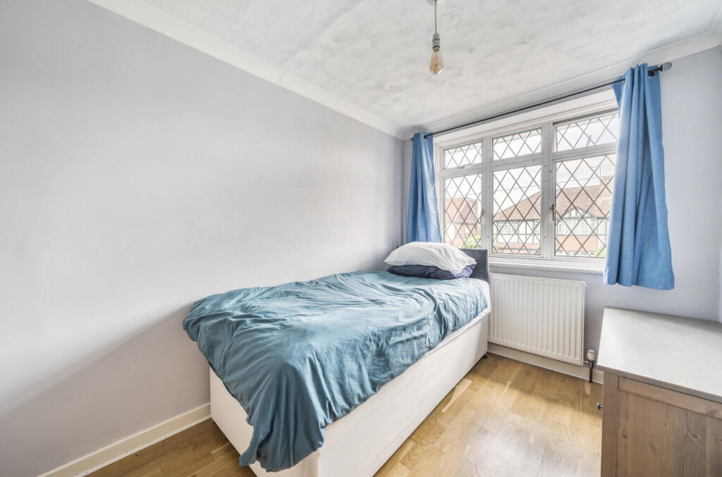 1297242-3-6839c06...