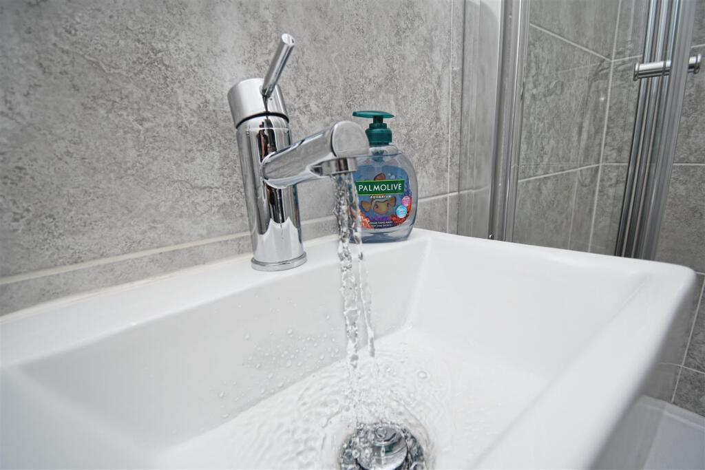 18 - 38 Queensberry.jpg