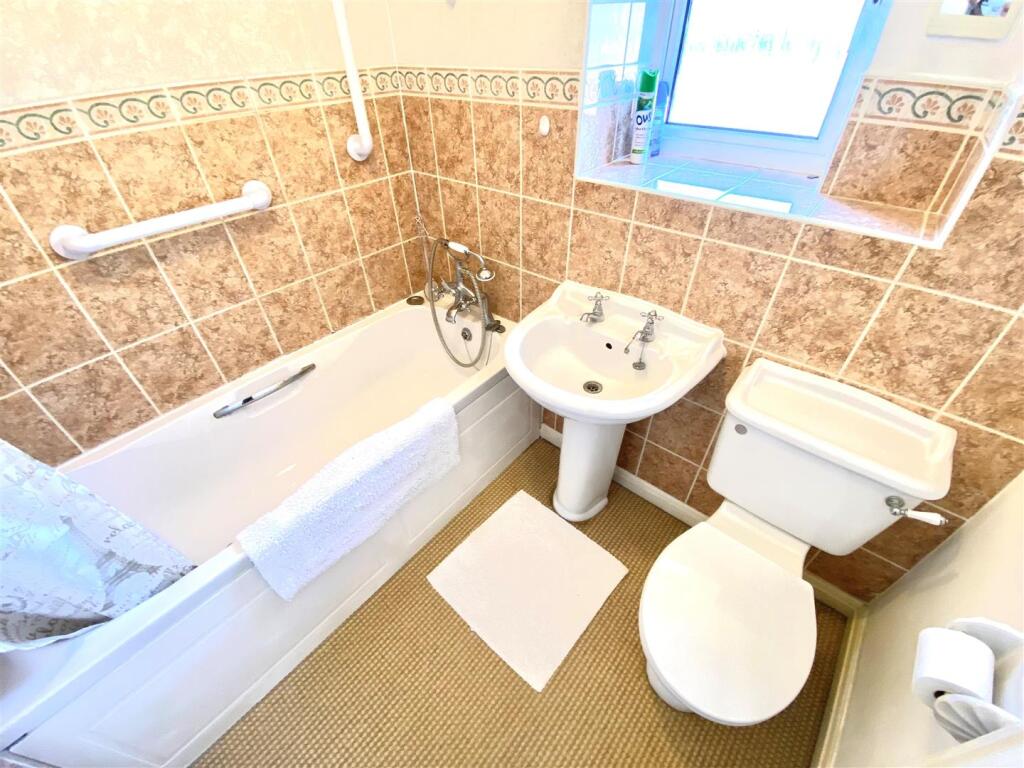 Bath.jpg