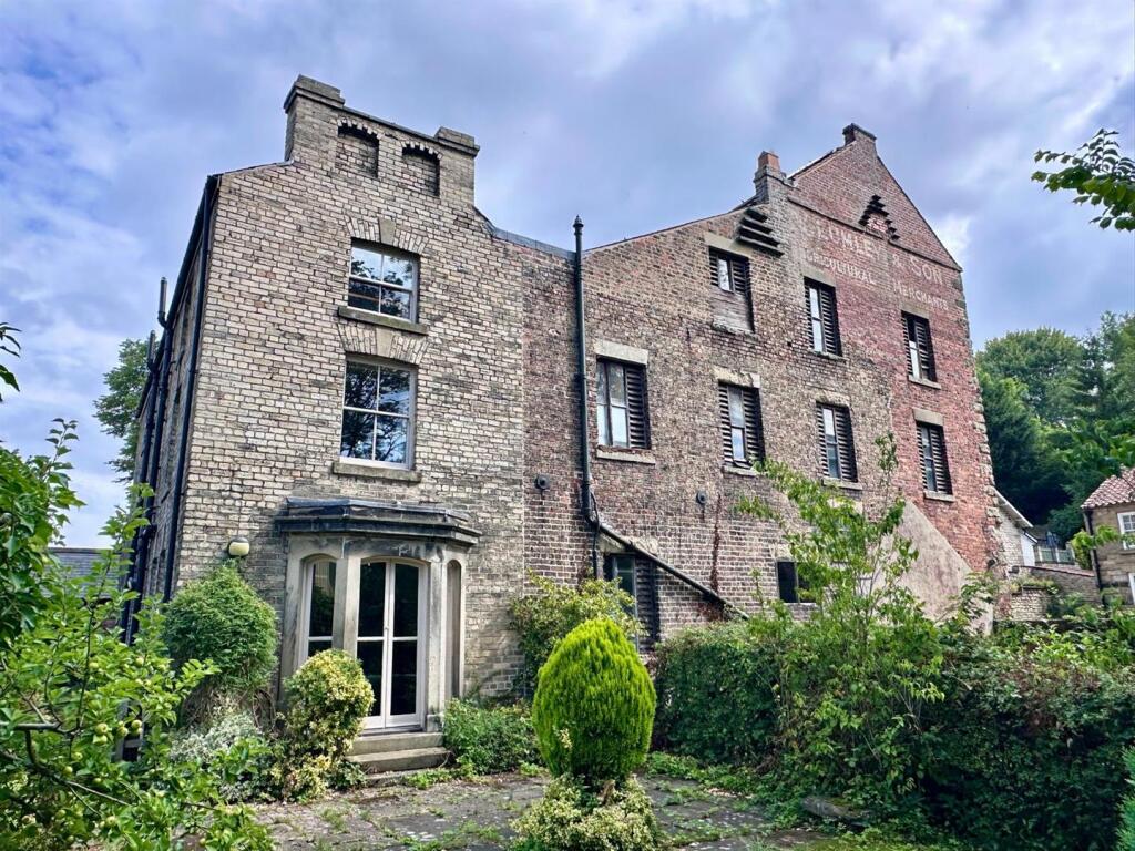 WhatsApp Image 2025-07-23 at 10.43.06_12776b98.jpg