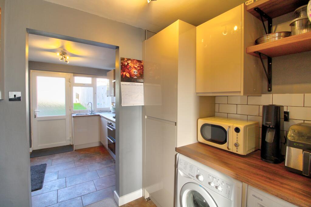 IMG_8195_6_7_Interior 4