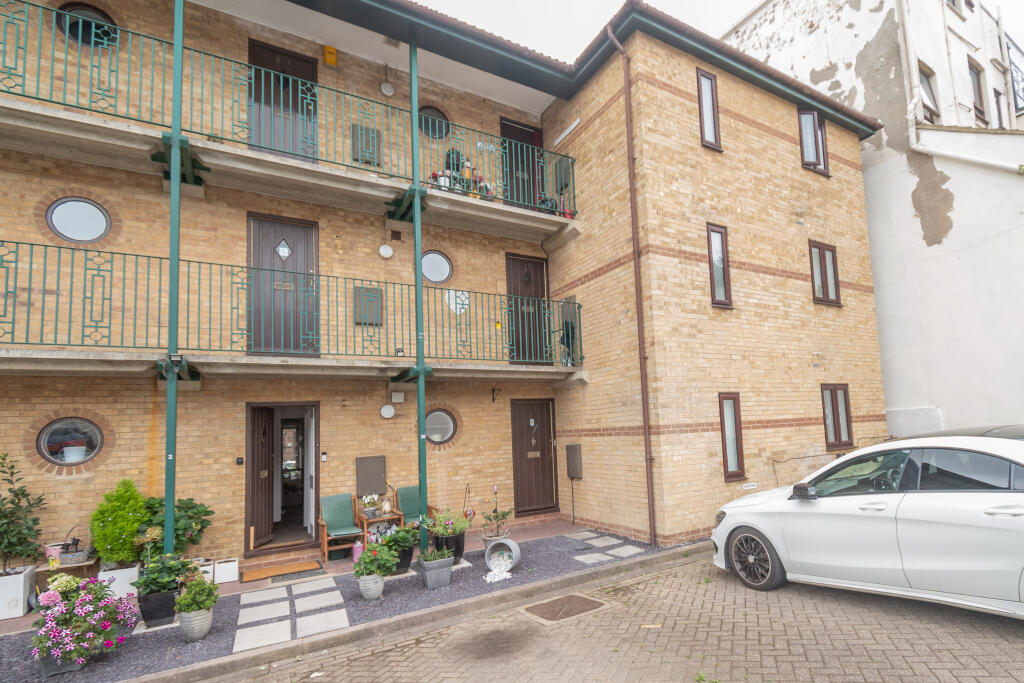 general Flat 1, The