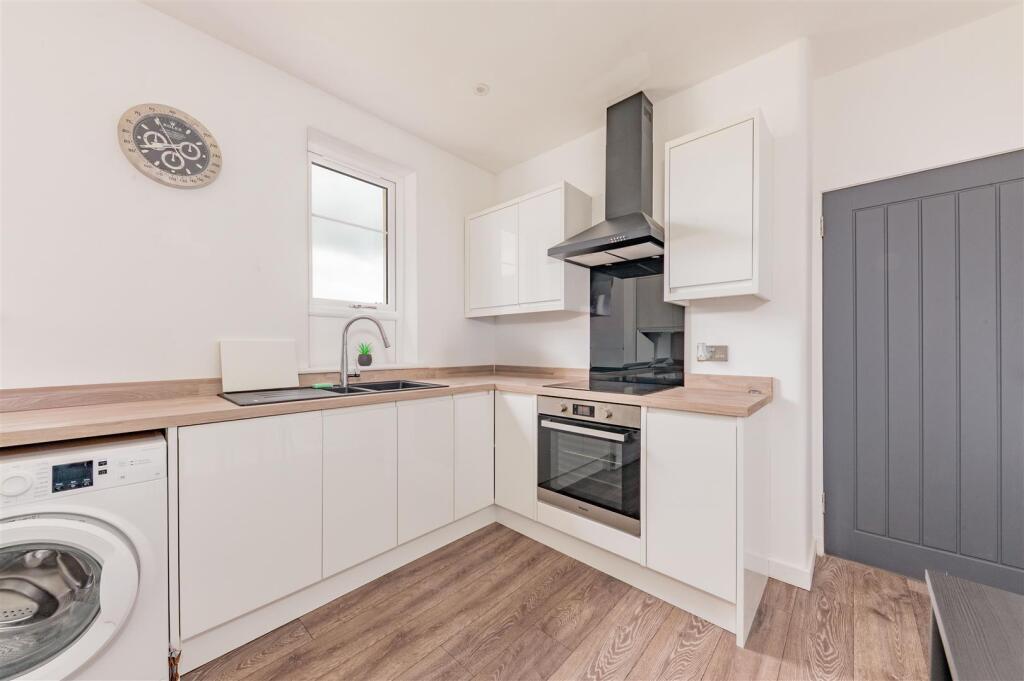 51 Gardner Street Dundee-3.JPG