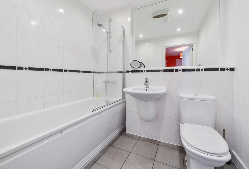 1333727-4-688b783...