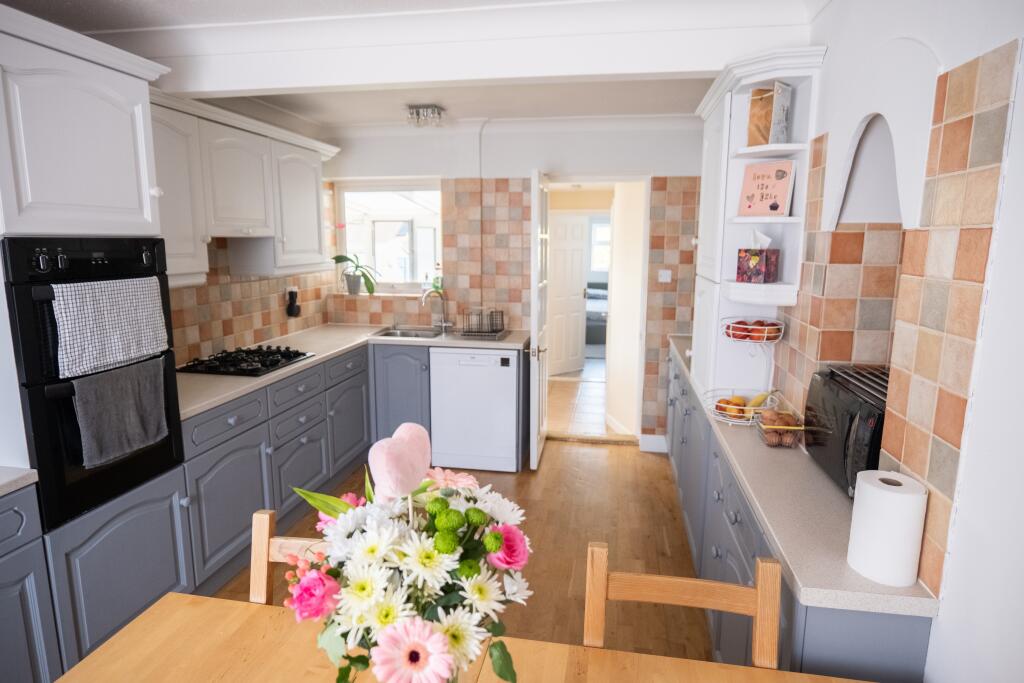 Kitchen / Diner