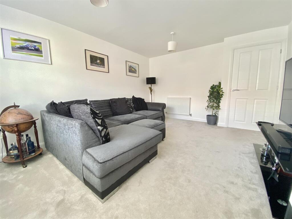 10 morris Grove-3.jpg