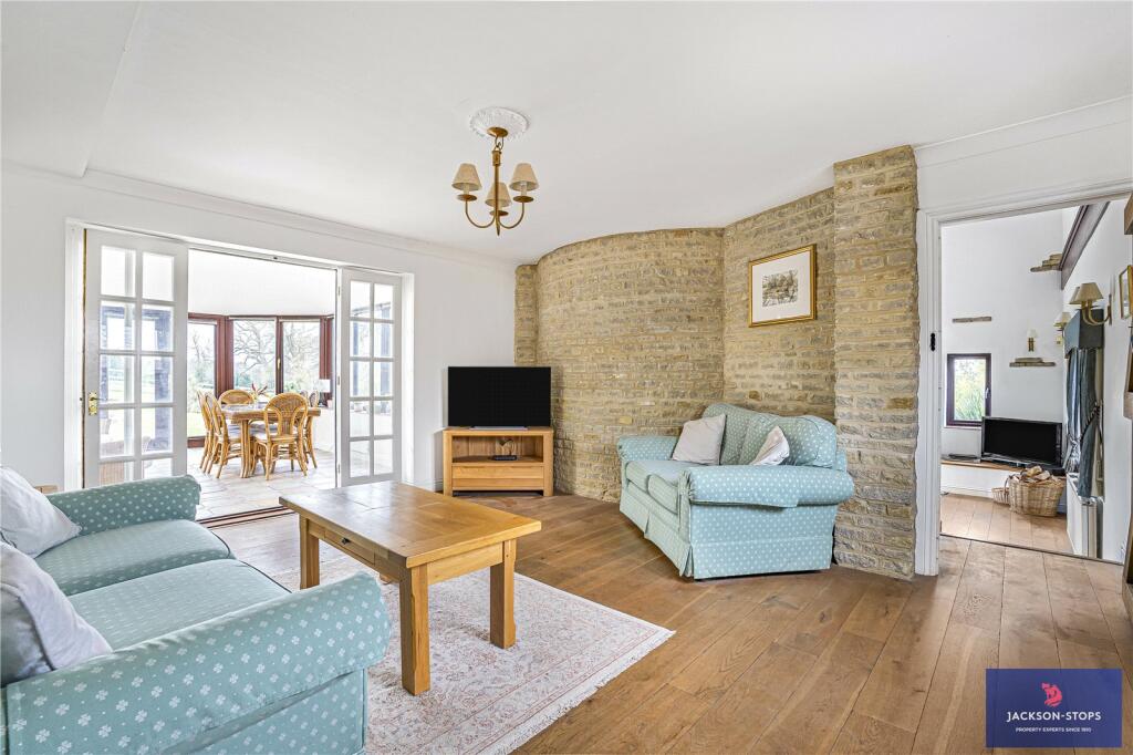 Dining/Family Room