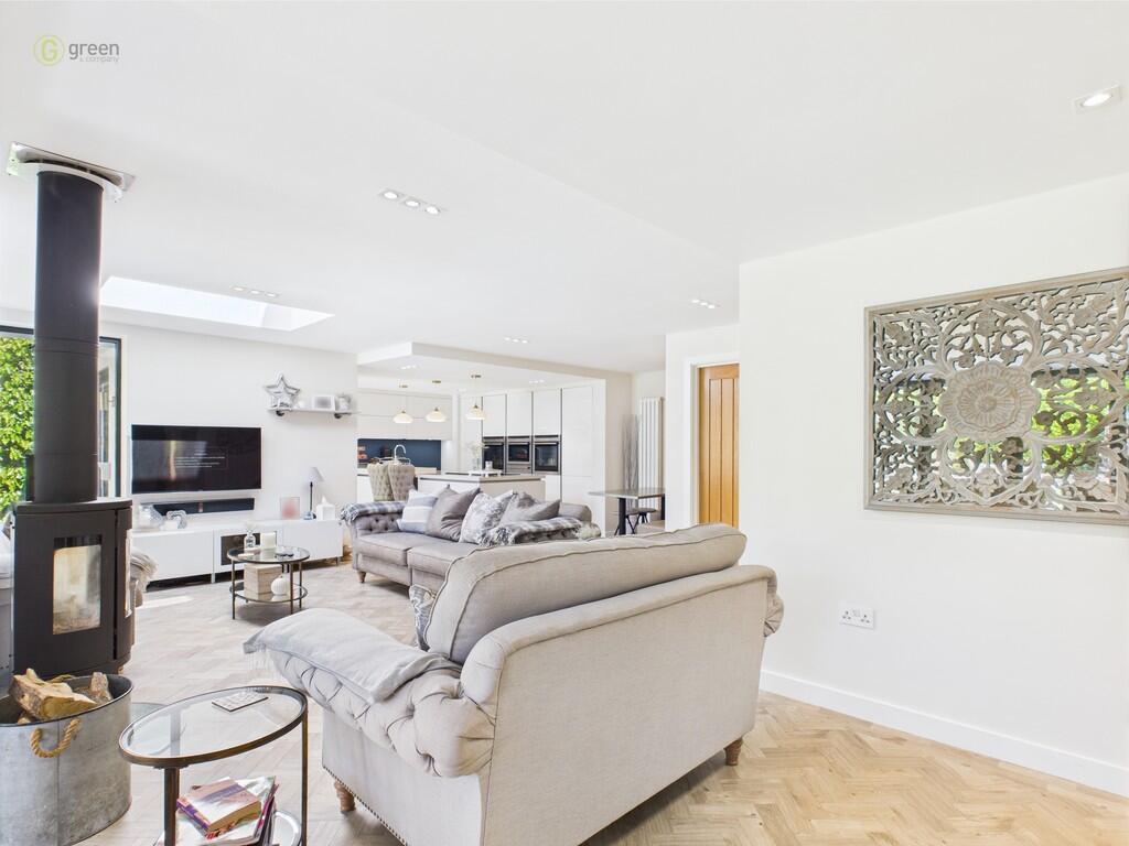 CAM03830G0-PR0148...