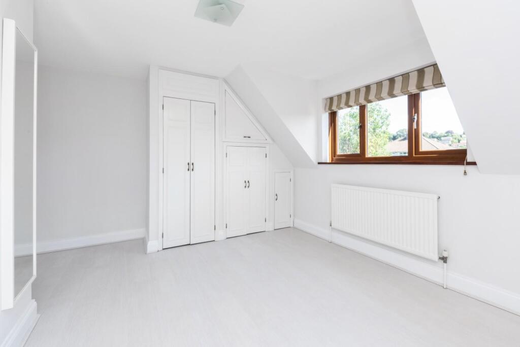 4 The Orchard, Westfield Park South, Newbridge, Ba