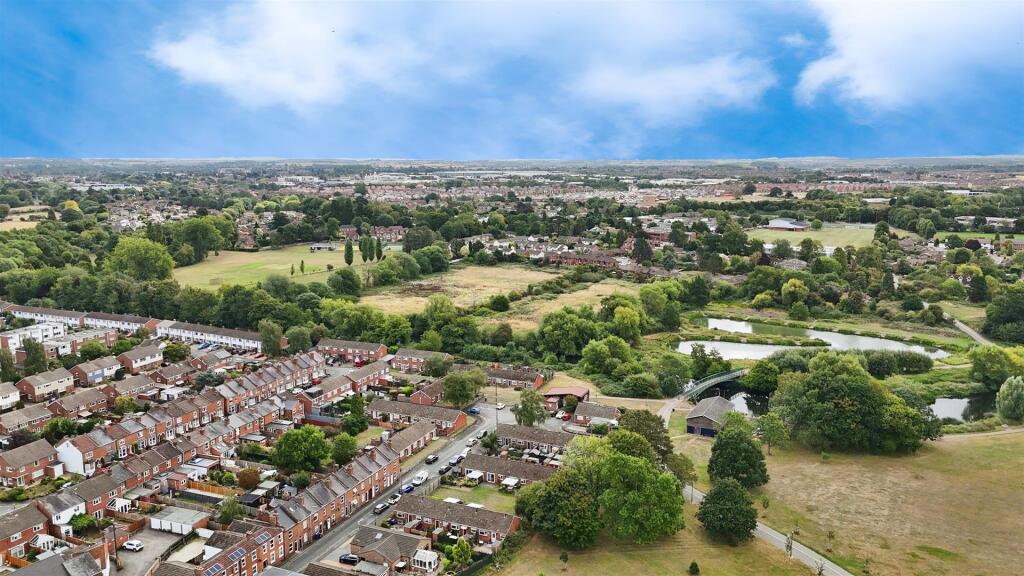 277500cc-D-4B6E-93D6-7C5D43AB3AAA-2274-000000E55A5