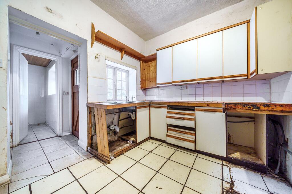 Kitchen into hallway