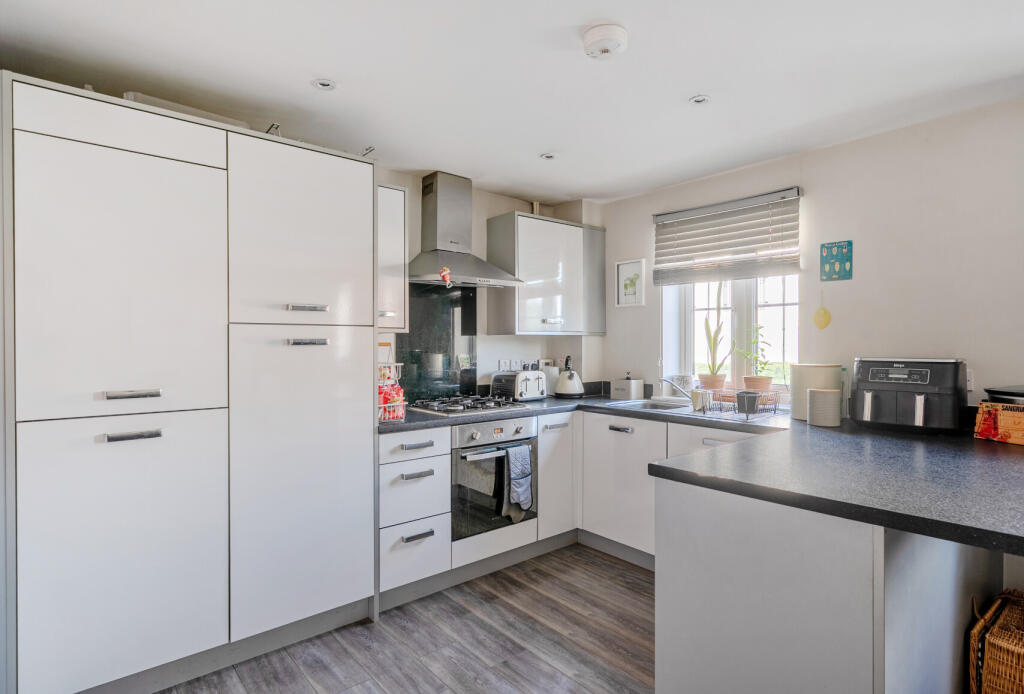 1327085-8-6889eb9...