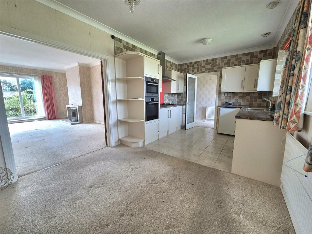 Kitchen/Diner/Living Room