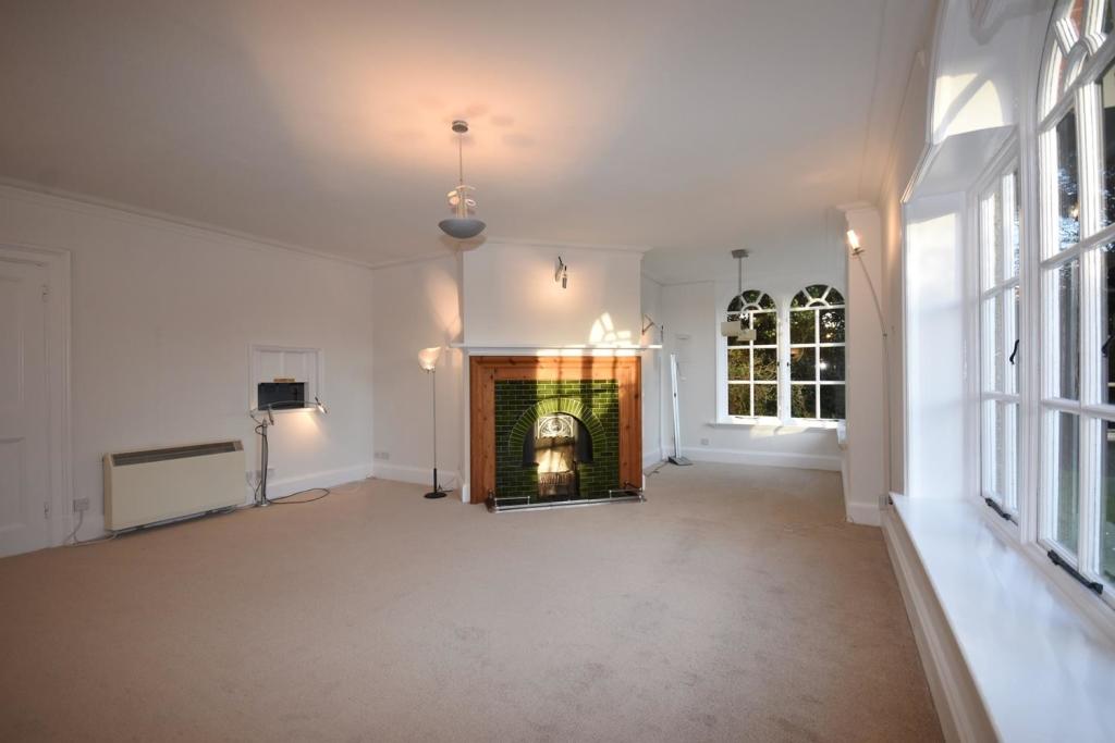 Sitting  Room.JPG
