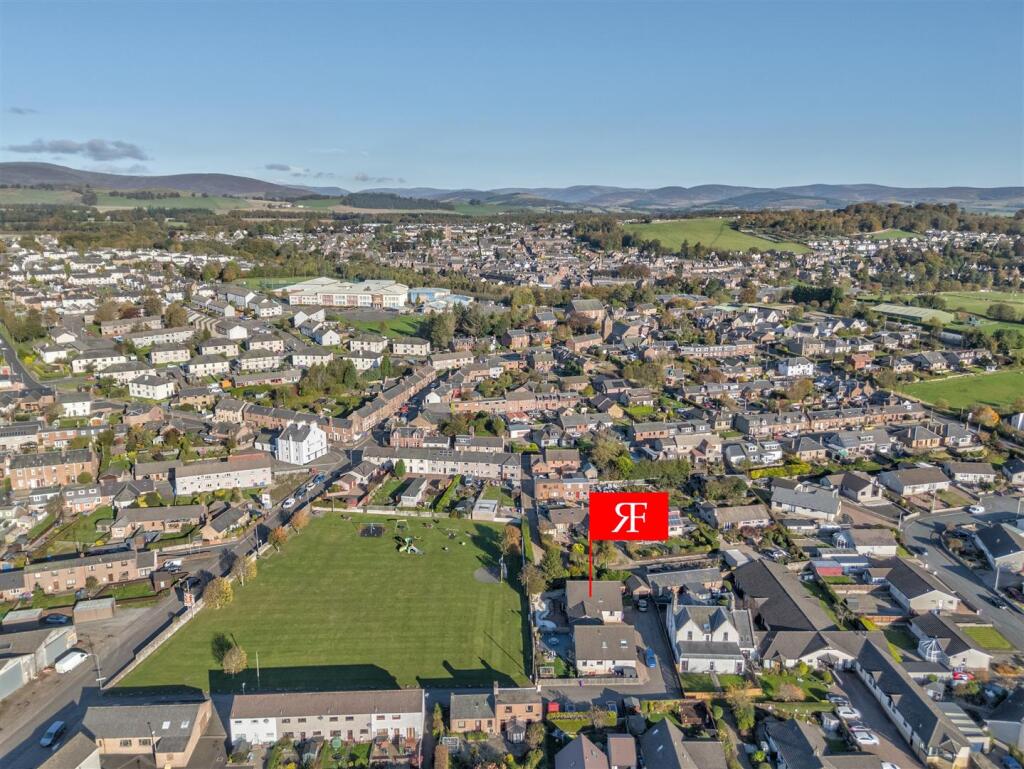 94D Glamis Road Kirriemuir-30.JPG