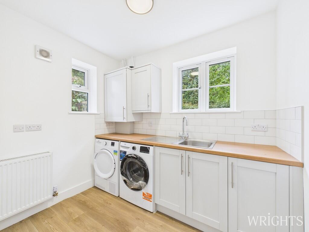 CAM02796G0-PR0481...