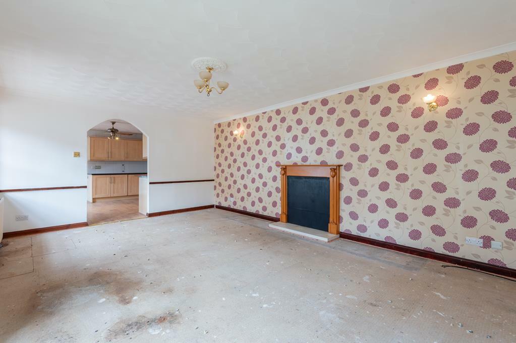 LIVING ROOM REAR