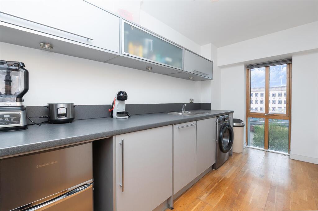 316-5102-Apartments-BS1-14.jpg