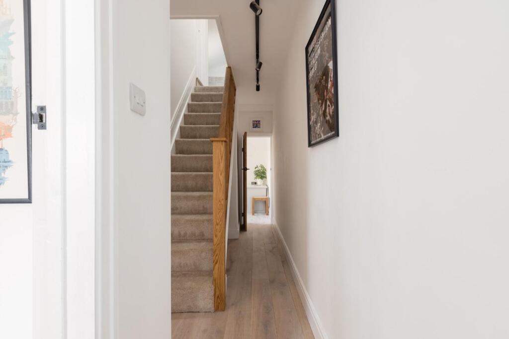 1 Sherbourne St, BS5-22.jpg