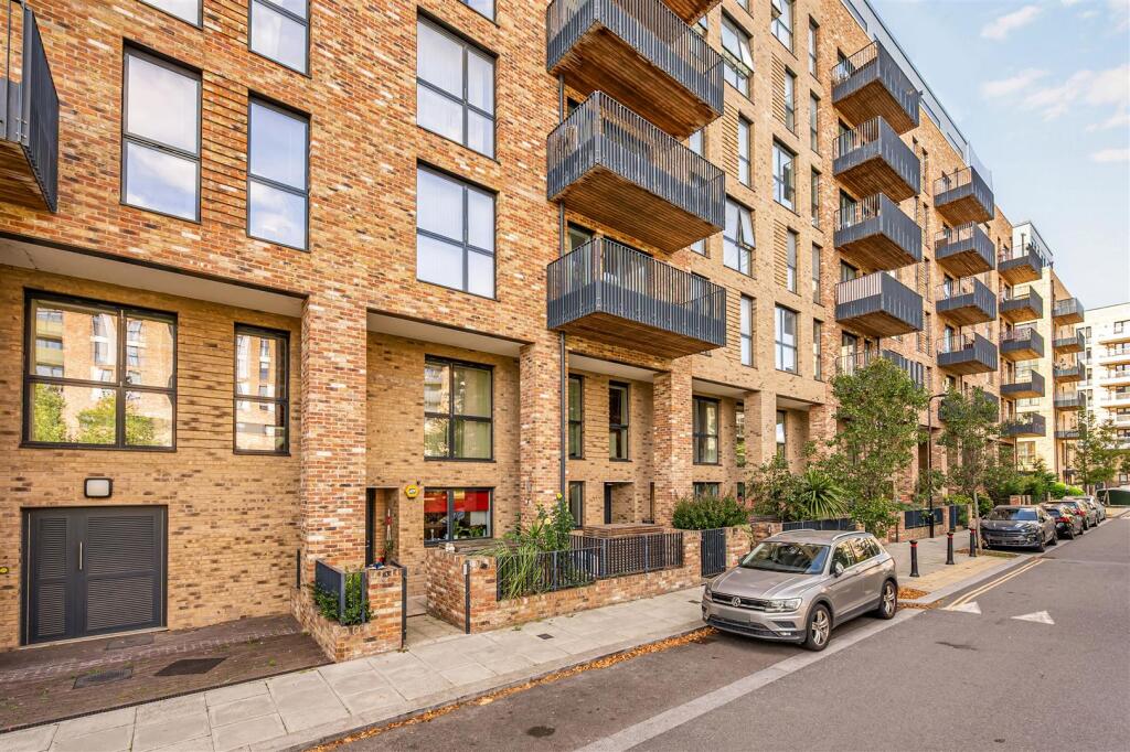5 Whelan Road-2.jpg
