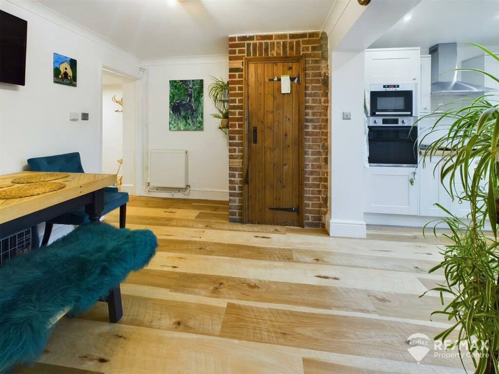 Kitchen-Diner (3).jpg